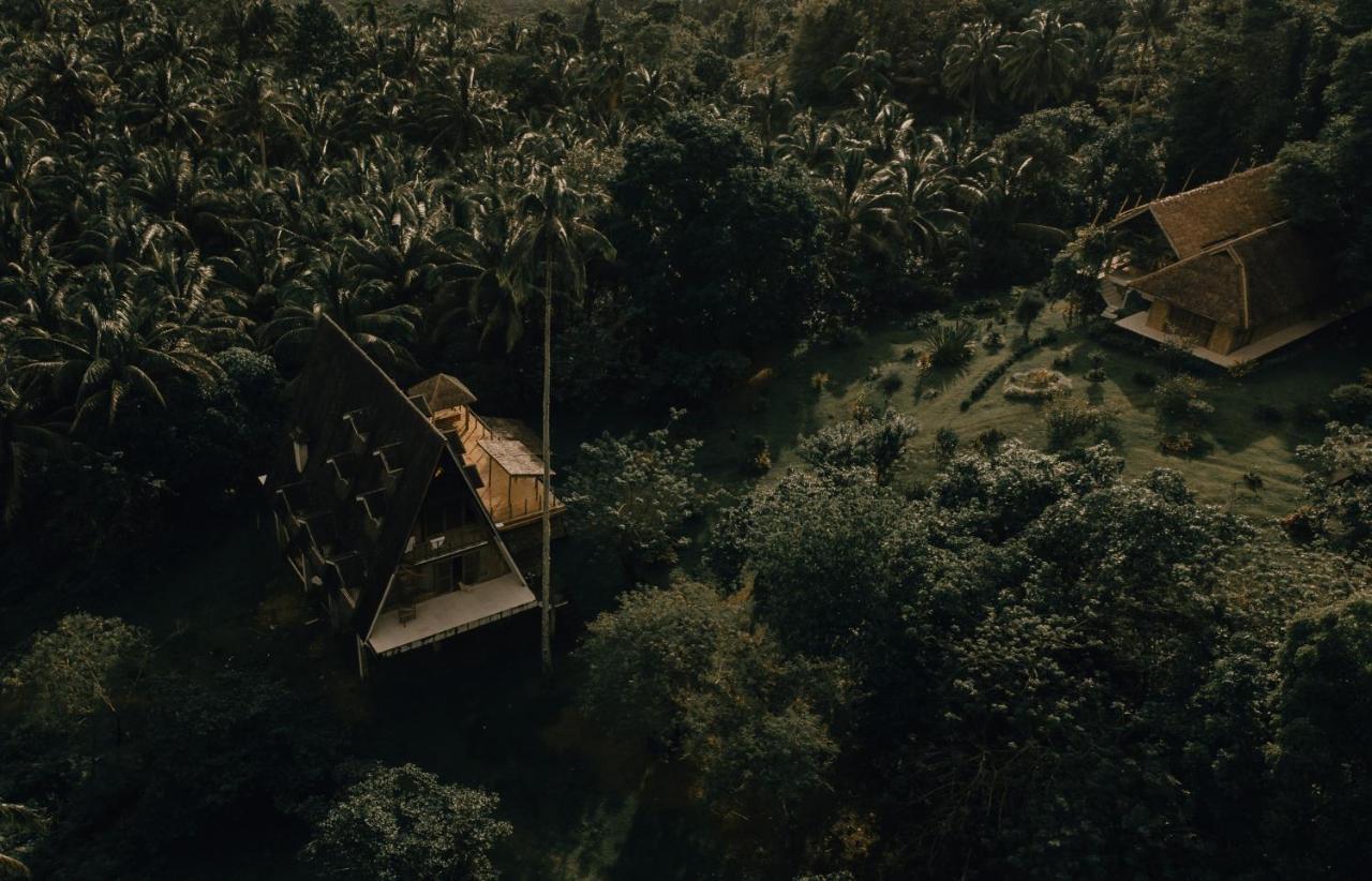 Camiguin Volcano Houses - A-Frame House Mambajao Luaran gambar