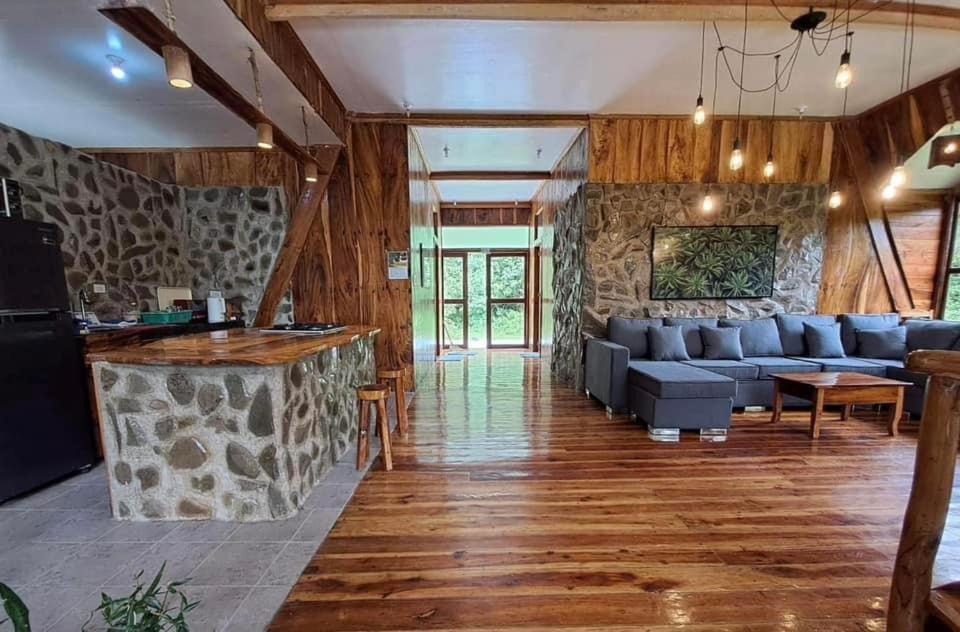 Camiguin Volcano Houses - A-Frame House Mambajao Luaran gambar