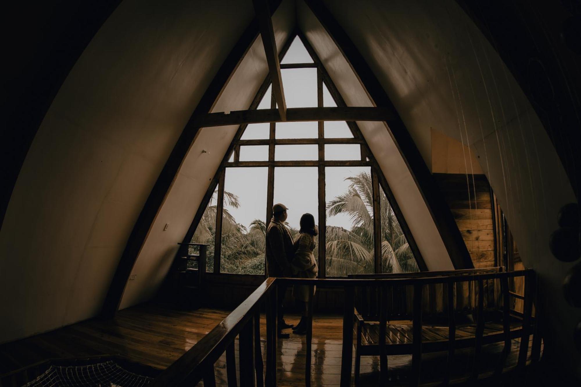 Camiguin Volcano Houses - A-Frame House Mambajao Luaran gambar